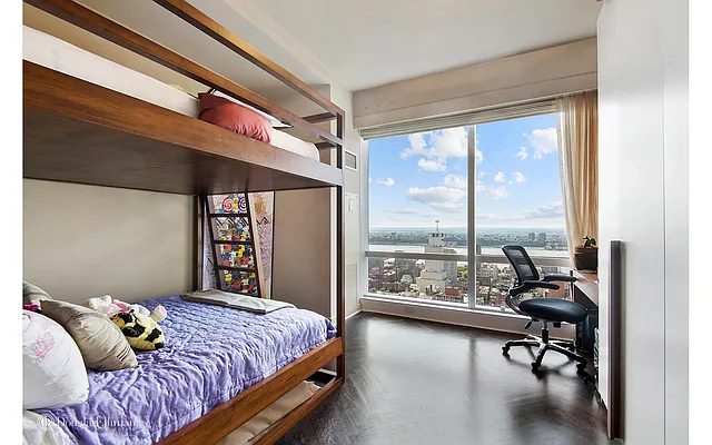 Rented by Douglas Elliman | media 21