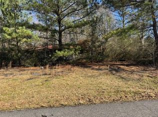 92 Church Dr, Laurel, MS 39443