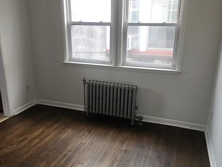 718 W Maple Ave — Photo 7