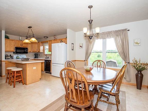 4th image of 6825 Winterpark Ave