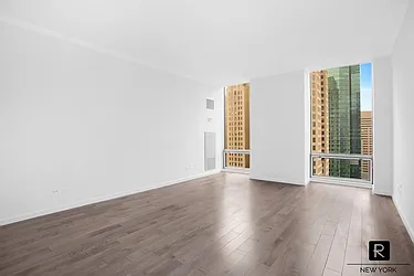 Rented by R New York