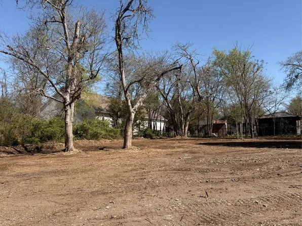 118 Jim St, Waxahachie, TX 75165
