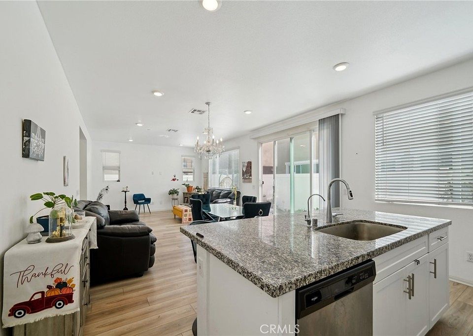 1st image of 40567 Birchfield Dr