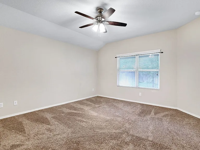 1922 Marbach Woods — Photo 15