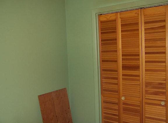 4th image of 1511 E Hoefgen St