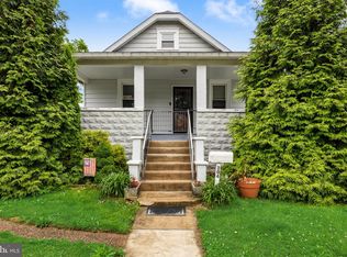 304 S Forklanding Rd, Maple Shade, NJ 08052