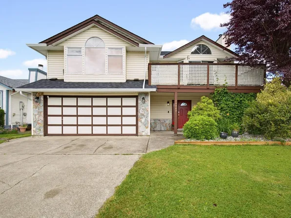 18862 Charnley Ct, Pitt Meadows, BC V3Y 2K7