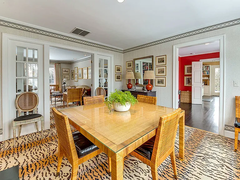 38 Halsey Ln — Photo 7