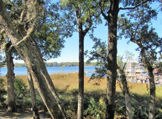 2 Marina Cove Dr UNIT 2, Niceville, FL 32578