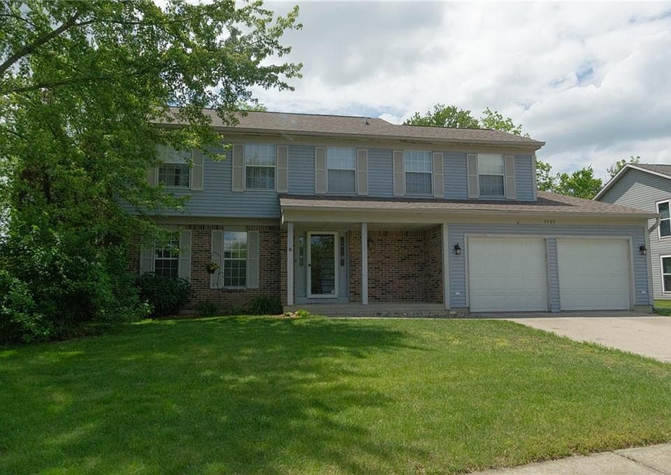 1st image of 7722 Paddington Ln W