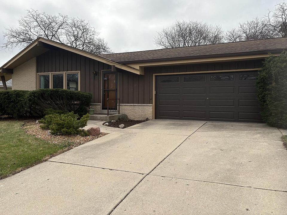 1st image of 231 E Sunset DRIVE