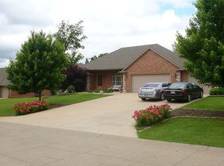 1306 Park Place, Grove, OK 74344