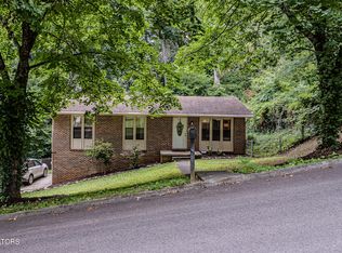 6717 Trousdale Rd, Knoxville, TN 37921