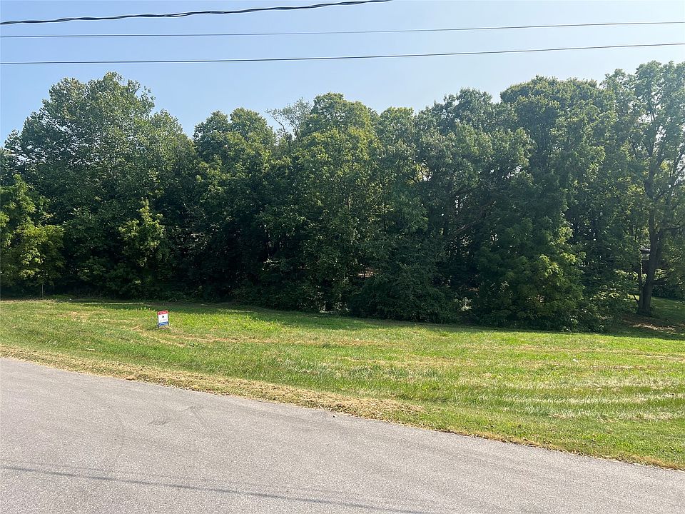 2nd image of 1923 70th St