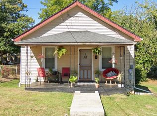 810 Robertson St, Staunton, VA 24401