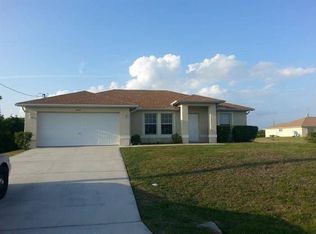 203 NW 25th Ter, Fort Myers, FL 33993