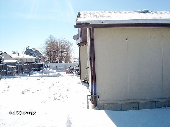 3rd image of 1336 Uinta Dr