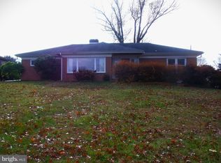 104 Lynbrook Dr S, York, PA 17402