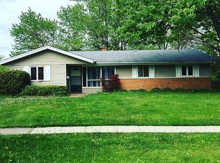 120 S Springinsguth Rd, Schaumburg, IL 60193