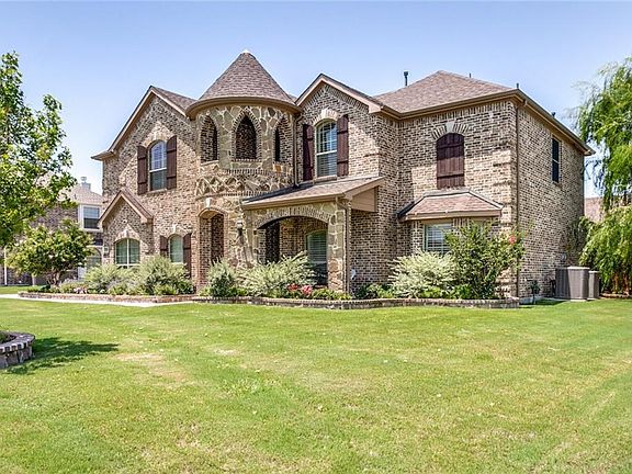 3rd image of 1205 Shadow Hills Dr
