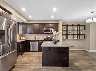12809 203a St NW, Edmonton, AB T5S0M6
