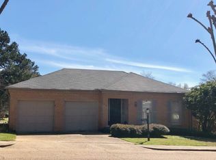 246 Park Lane Pl, Jackson, MS 39211