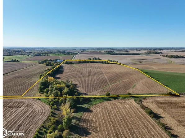 1986 120th St NW, Swisher, IA 52338