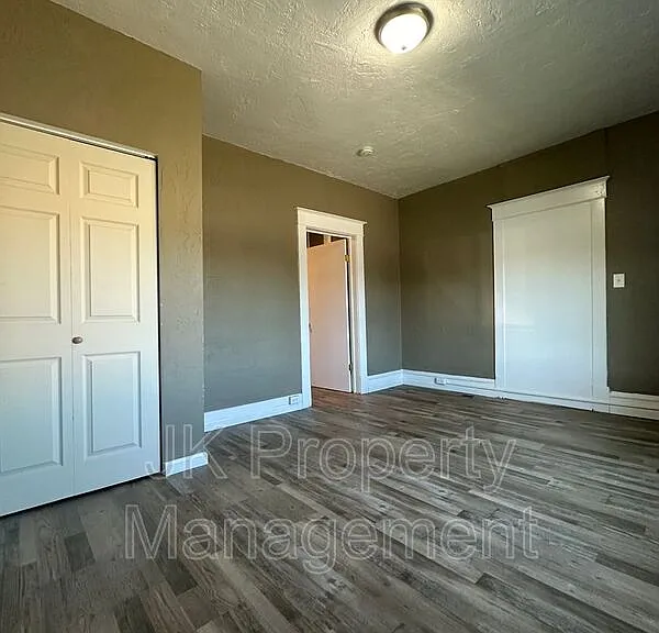 602 2nd Ave S — Photo 12