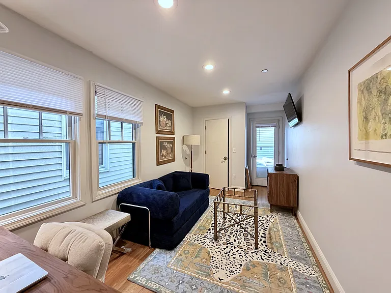 77 F St #2 — Photo 9