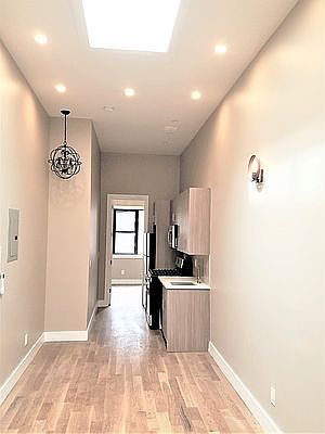 3rd image of 344 McGuinness Blvd APT 3R