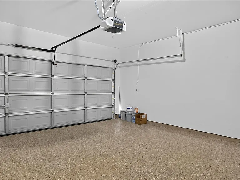 15324 Interlachen Dr — Photo 21