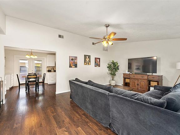 2nd image of 4321 NW 20th St