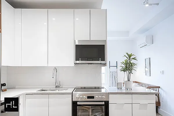 Rented by Highline Residential | media 6