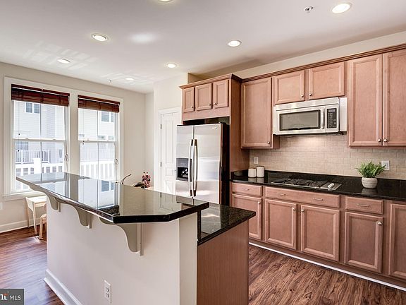 3rd image of 442 Lady Fern Pl