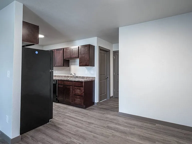 Spruce Park Apartments — Photo 11