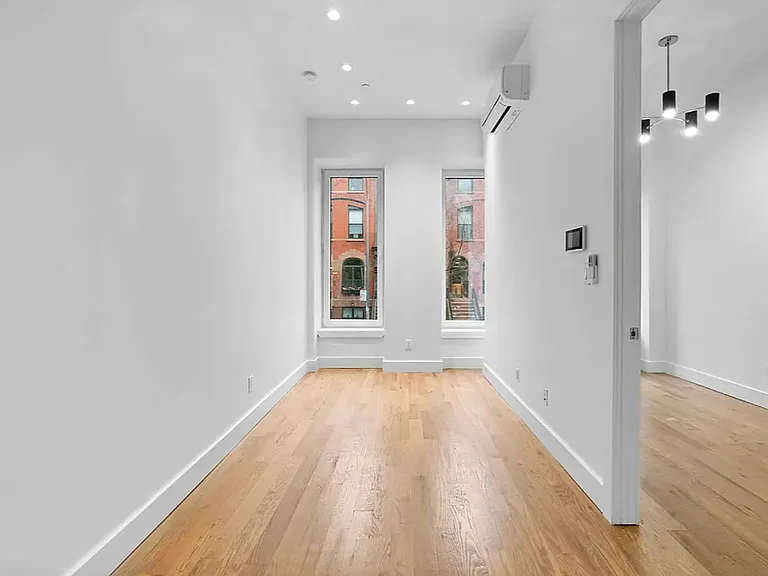 242 W 132nd St #2B — Photo 4