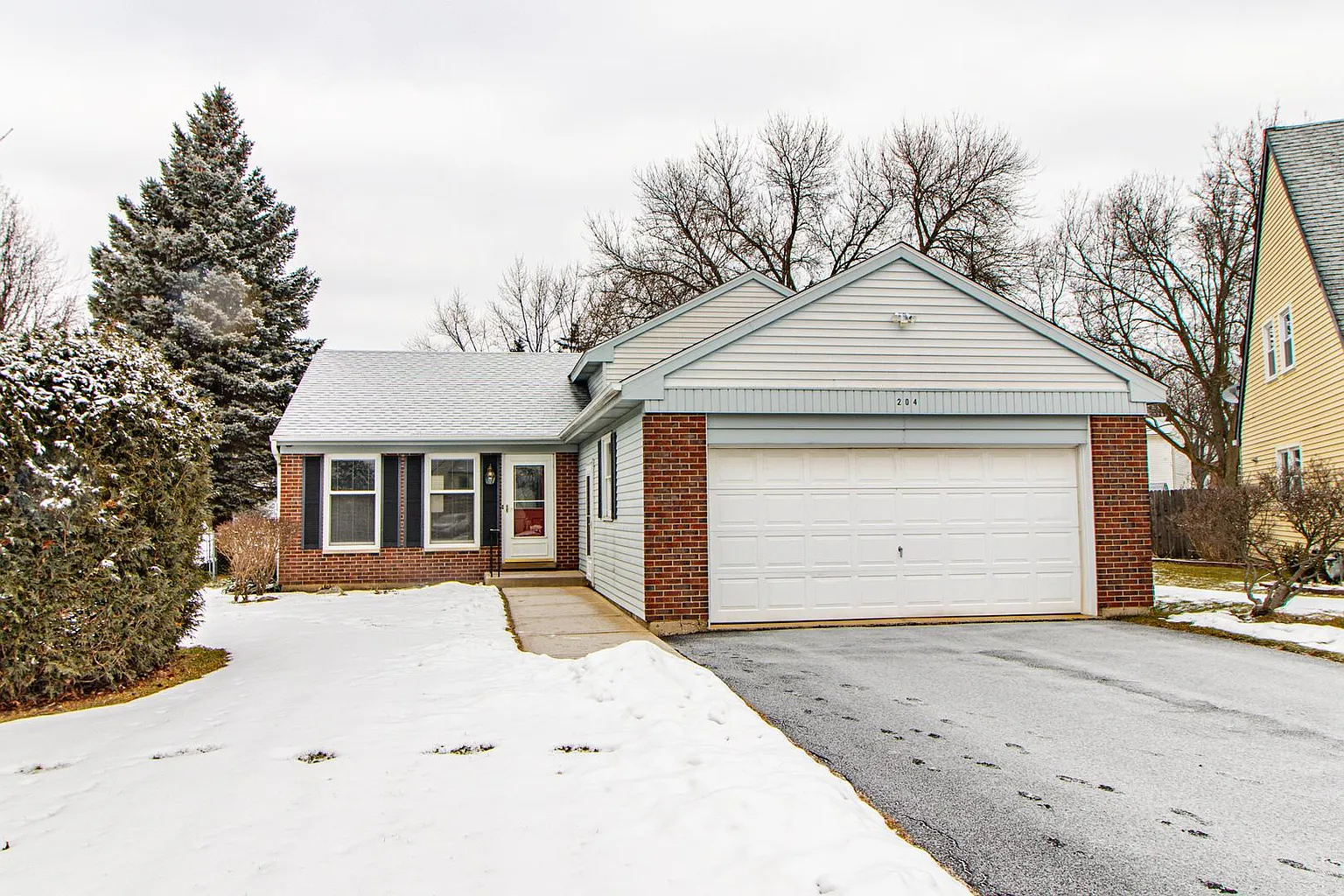 204 Court Of Ash photo 1