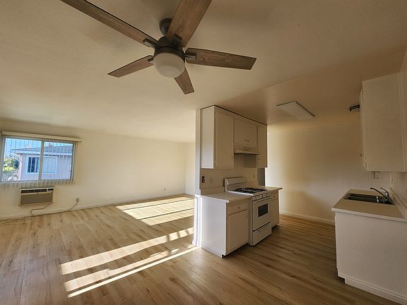 2nd image of 1556 Caraway Dr #D