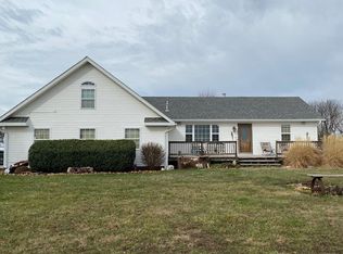 26020 Meade Rd, Parsons, KS 67357