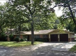 225 Ridgecrest Dr, Hurst, TX 76053