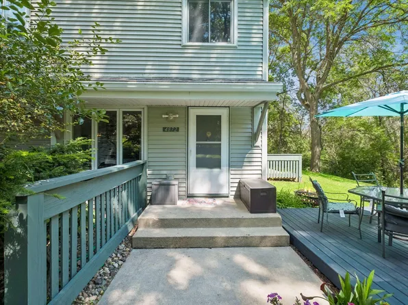 4872 Grenwich Trl N, Oakdale, MN 55128