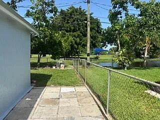3 bed, 2.0 bath, 1469 sqft, $2,800 — Photo 3
