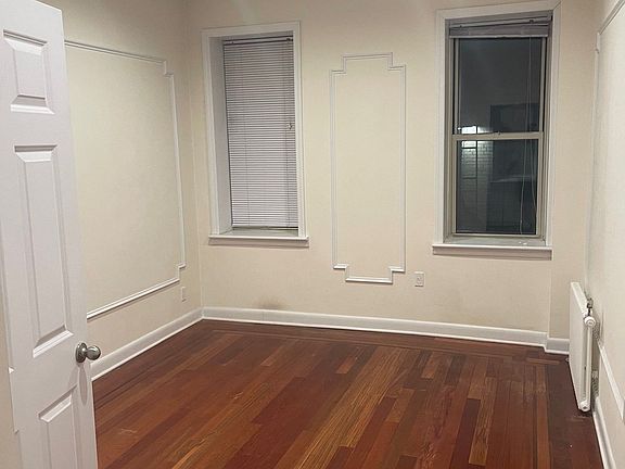 4th image of 295 Clinton Ave #110