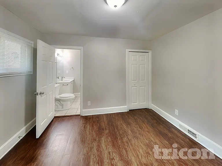 1141 Dooley Dr — Photo 10