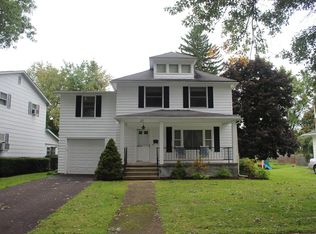 27 Houghton Cir, Corning, NY 14830
