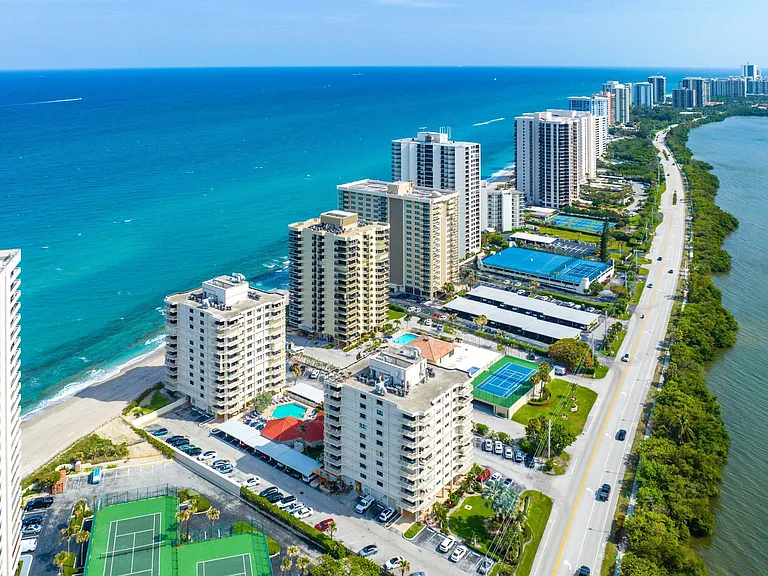 5480 N Ocean Dr #B1C — Photo 34