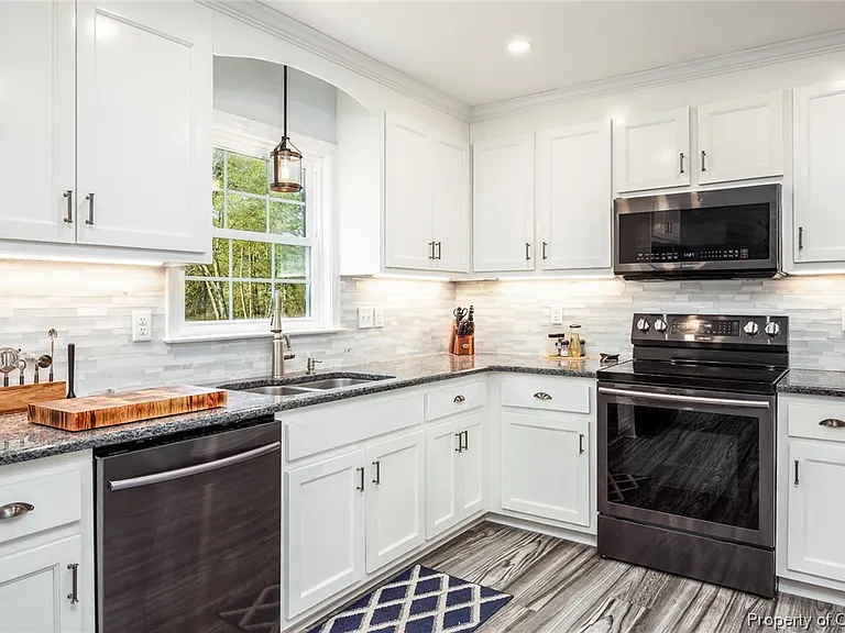 3552 Foxhaven Dr — Photo 9