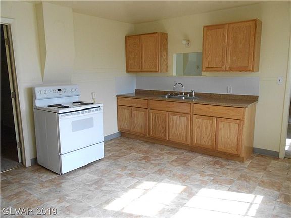 2nd image of 10 Avenue G