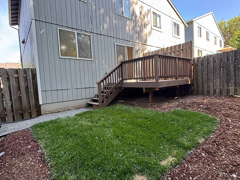 57 SW 206th Ave — Photo 11