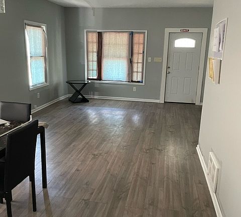 5th image of 3670 E 108th St